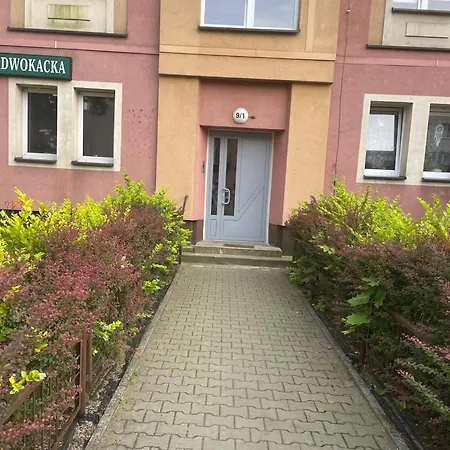 Tiny With Parking Appartement *