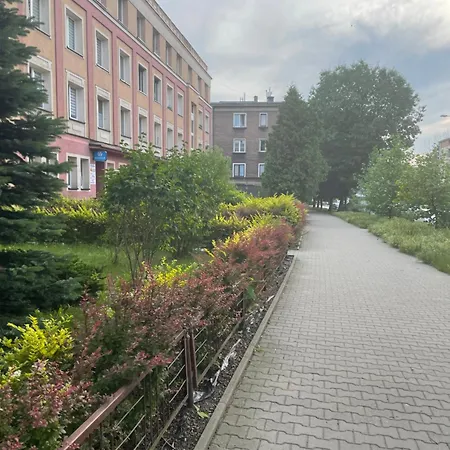 شقة Tiny With Parking Pyskowice
