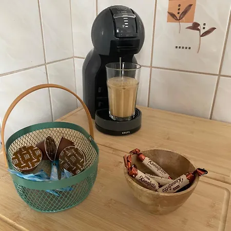 Tiny With Parking 아파트 *