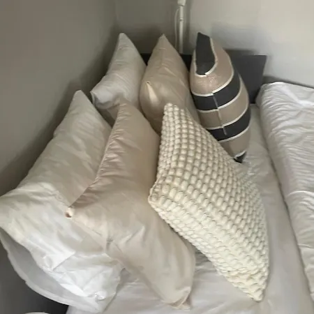 Apartman Tiny With Parking *