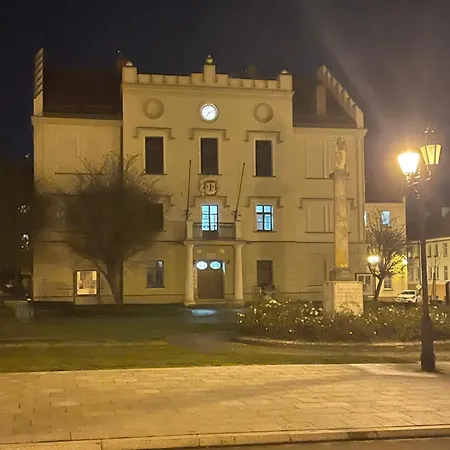 Tiny With Parking 아파트