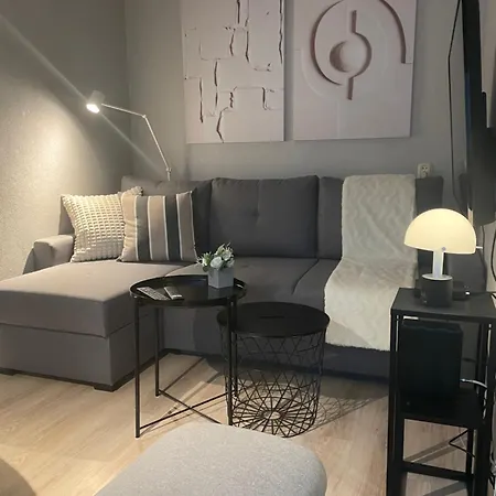 Apartman Tiny With Parking