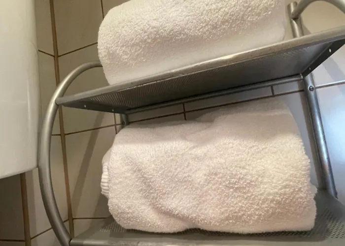 Tiny With Parking Pyskowice