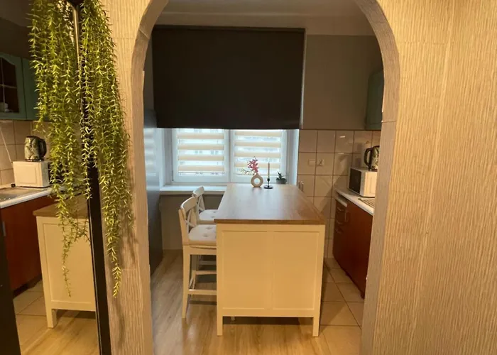 Tiny With Parking Appartement *